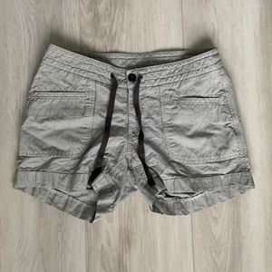 North Face Striped Shorts Size 4